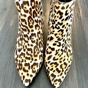 Sam Edelman leopard booties size 6.5